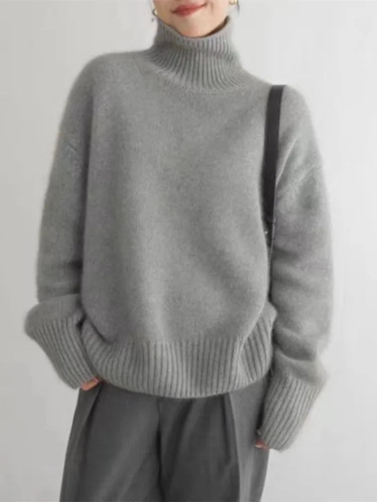 Alma – Pulover din Cashmere cu Guler Rulou