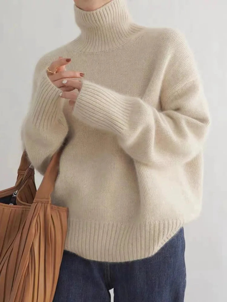 Alma – Pulover din Cashmere cu Guler Rulou