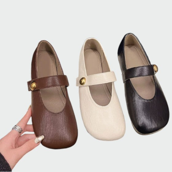 Alma – Pantofi Mary Jane cu vârf rotund și nasture
