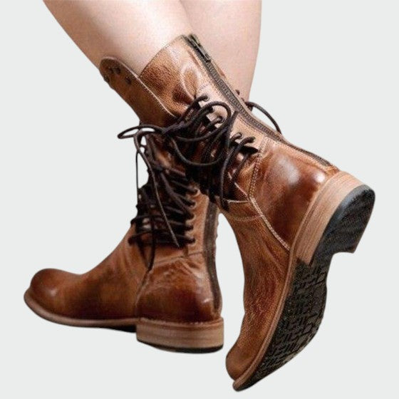 Alma – Botine vintage cu șireturi