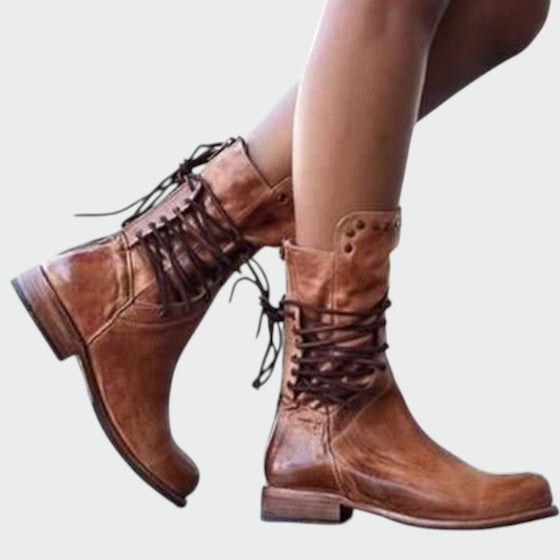 Alma – Botine vintage cu șireturi
