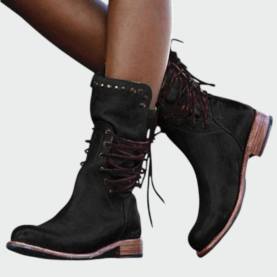 Alma – Botine vintage cu șireturi