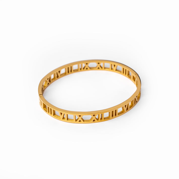 Guldbelagt armbånd med tal